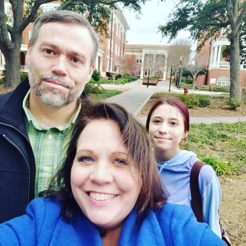 51574557_10156952525724929_6021499623066042368_n - Copy